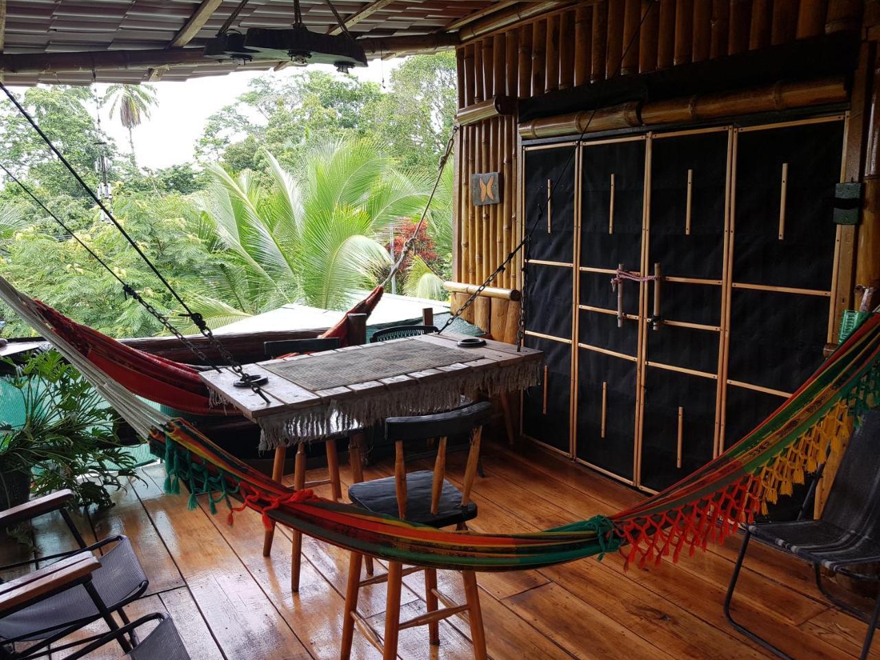 Jarabacoa Family Hostel Los Angeles  ภายนอก รูปภาพ