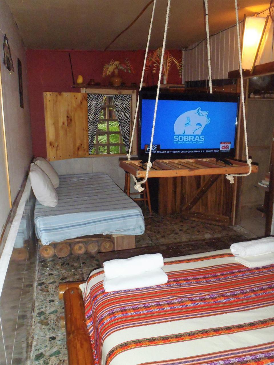 Jarabacoa Family Hostel Los Angeles  ภายนอก รูปภาพ